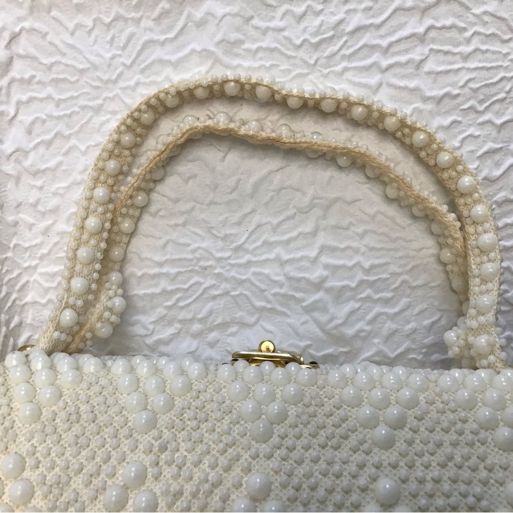 Vintage 1960’s Beaded Barrel Handbag - Picture 10 of 14